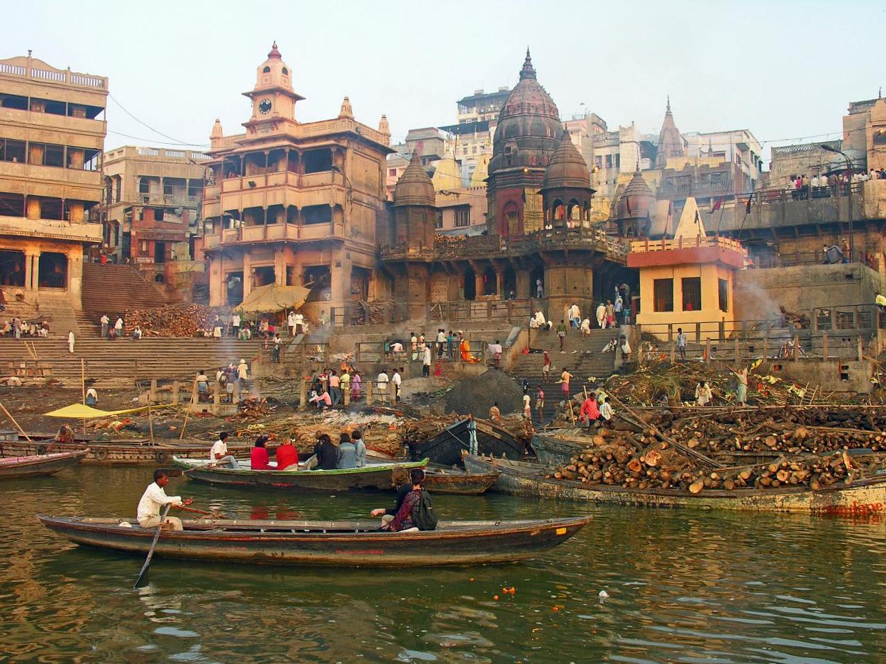 Funeral pyre at Manikarnika Ghat, Varanasi, India