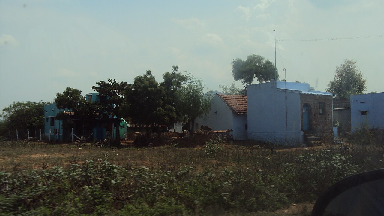 Maisons d'un village du district de Tirunelveli, Tamil Nadu, Inde